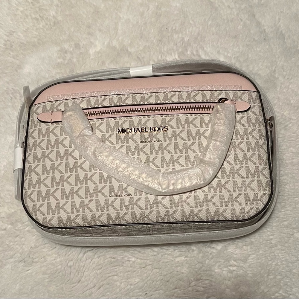 NEW Michael Kors Pink and Cream Crossbody Bag - Picture 6 of 9